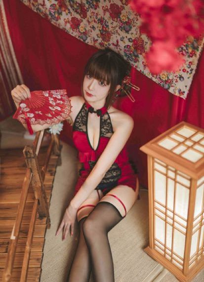 新上任女教师_720神马影院手机在线